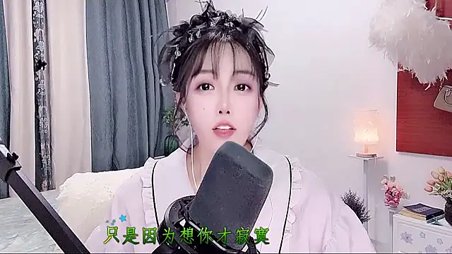 Laura_520 XXX чат на живо