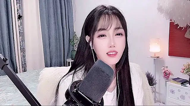 Laura_520's Live XXX Chat