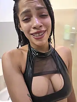 XXX chat uživo modela chanell95