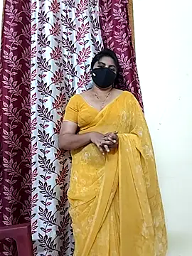 Indian_Telugu_Indhu: διαδικτυακό σόου στην κάμερα
