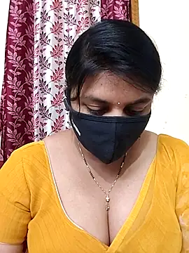 Indian_Telugu_Indhu Adlı Modelin Canlı XXX Sohbeti