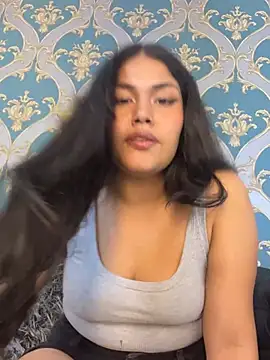 Channel_Mills' Live XXX Chat
