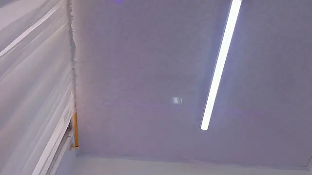 Channel_Mills' Live XXX Chat