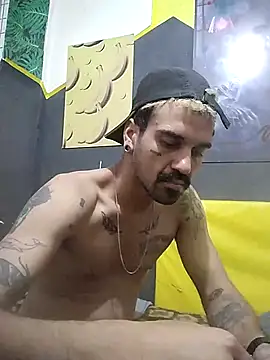 xxxbananaboy Show Webcam