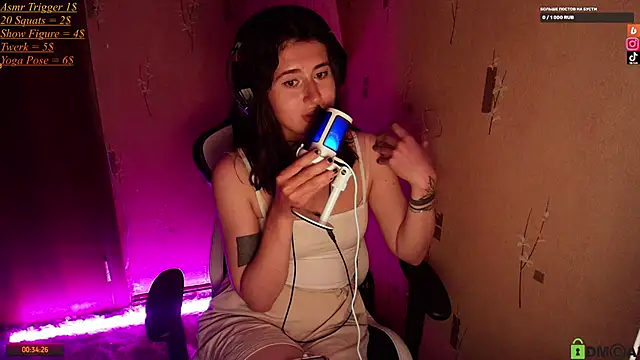 KristinaScott 现场XXX聊天