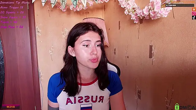 צ'אט XXX בשידור חי של KristinaScott