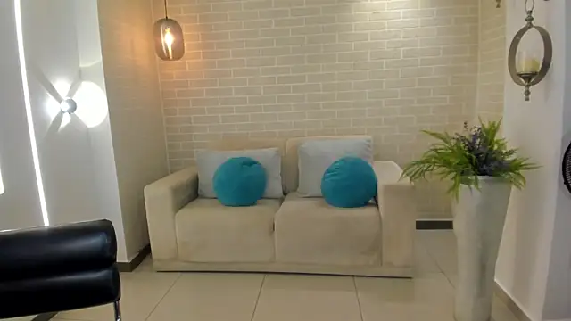 Sala de chat en directo de ZaraKafruni