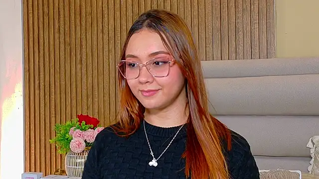 LondraBlush Adlı Modelin Canlı XXX Sohbeti