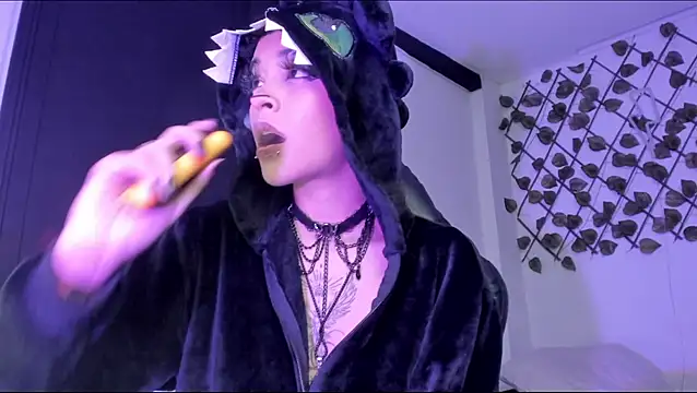 Anny_Kiitty Adlı Modelin Web Kamerası Şovu