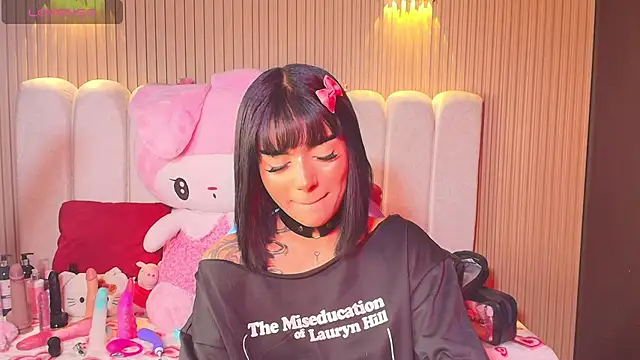 Milu_carbajal_xのライブXXXチャット