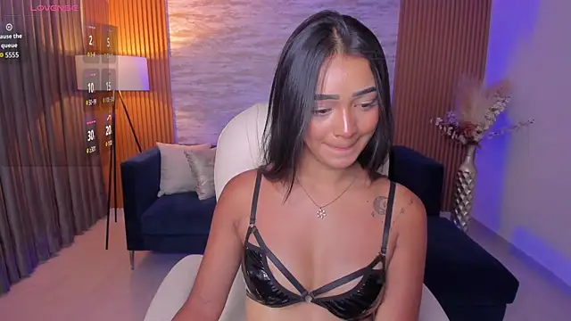 kylie_collins Adlı Modelin Canlı XXX Sohbeti