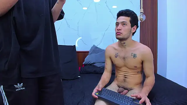 عرض كام Loversinfire2