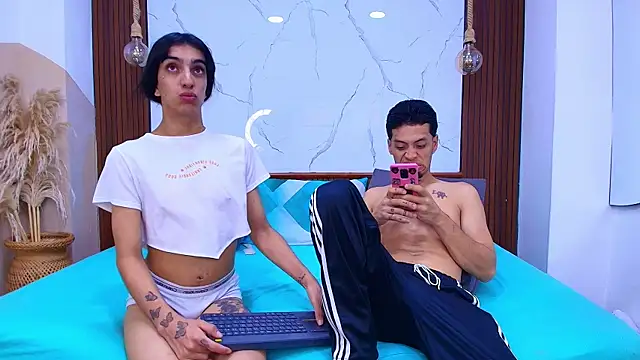 Loversinfire2 webcam show