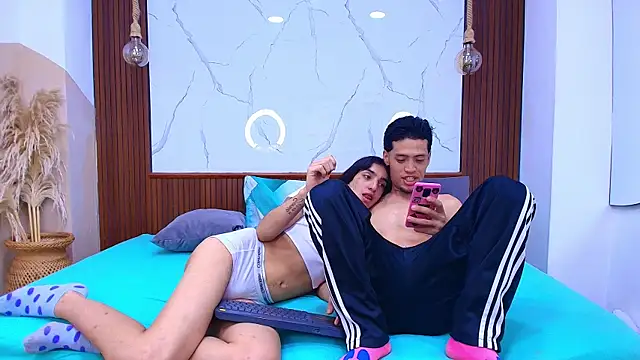 Loversinfire2: вебкам-шоу
