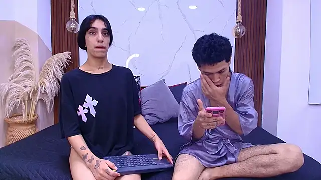 Loversinfire2 Webcam show