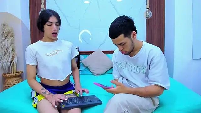 הופעת וובקאם של Loversinfire2