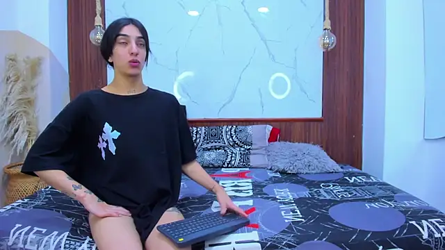Loversinfire2's Webcam Show