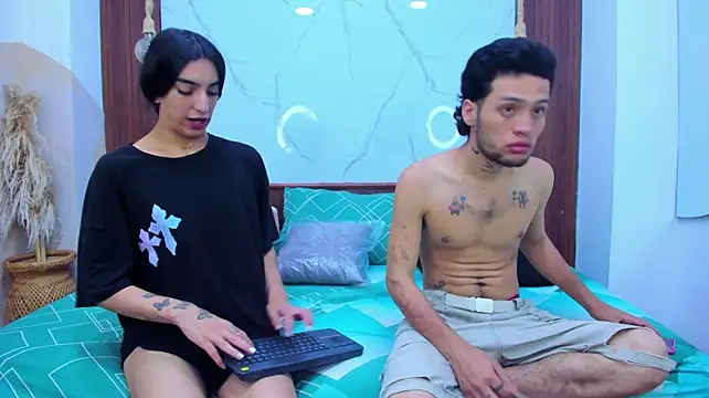 Loversinfire2's Webcam Show