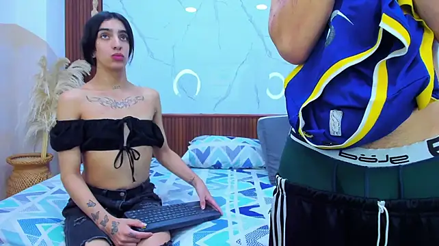 Loversinfire2 Webcam show