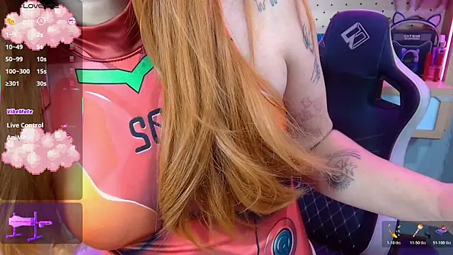 Show modela Pau_jones14 na web-kameri