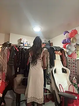 Motherbigbus' Webcam Show