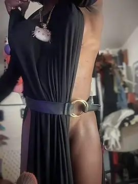 Motherbigbus webcam show