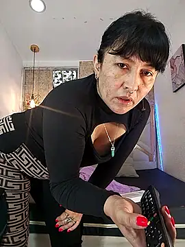 Chat XXX en directo de LILITH_LIBELULA