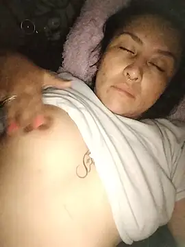 LILITH_LIBELULA Adlı Modelin Canlı XXX Sohbeti