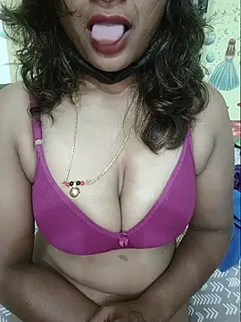 Premalatha_28's Webcam Show