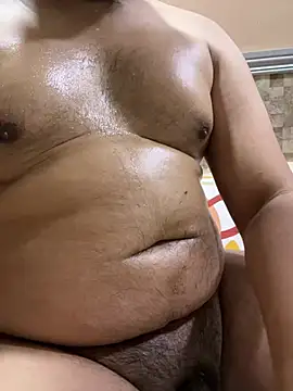 laharl69 网络视讯表演