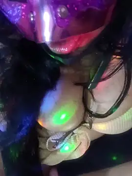 Heaven-2- 在線直播表演