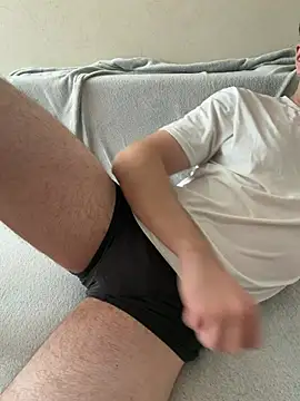 Tylerr2303 webkamerás műsora