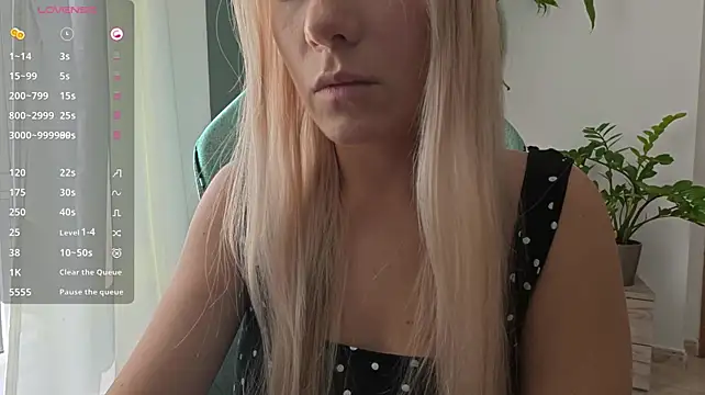 Chat XXX en directo de Emily_jayreal