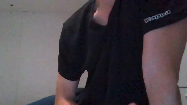 AndreCrazy3 Show in webcam