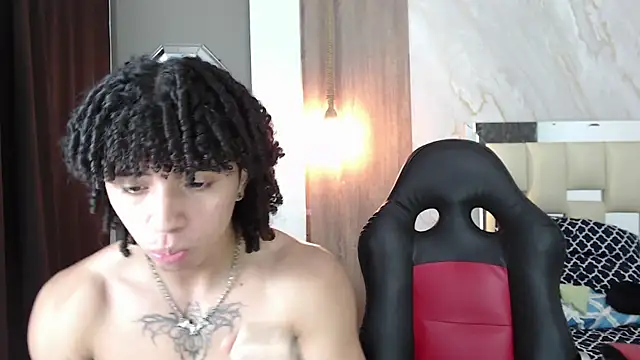 negga_cum 网络视讯表演