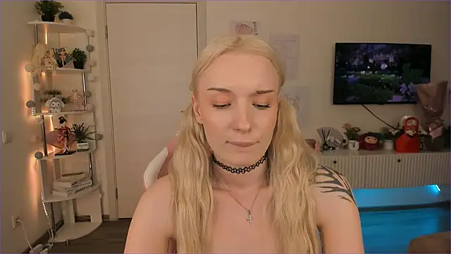 Pokazy przed kamerką – Tiffany_Paw