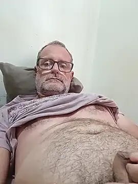 nard53 Show in webcam
