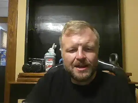 TheOneDonShaun: διαδικτυακό σόου στην κάμερα
