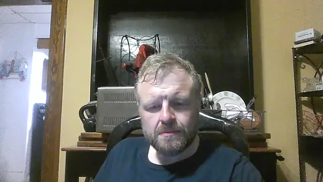 TheOneDonShaun Show in webcam