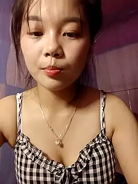 Baa-bee22 live XXX chat