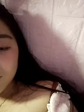 Chat +18 de Baa-bee22 ao vivo