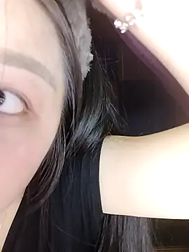 Chat +18 de Baa-bee22 ao vivo