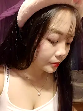 Baa-bee22 – Live XXX-chat