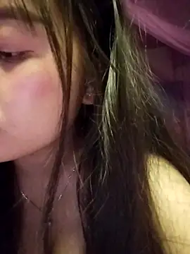 Baa-bee22 Show in webcam