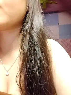Baa-bee22 Adlı Modelin Canlı XXX Sohbeti
