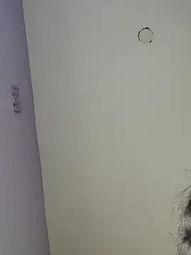Minakshi-Gi's Live XXX Chat