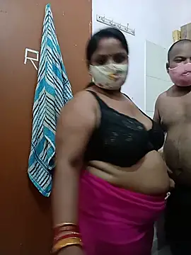 CUTE-LOVE-SWEETS' Webcam Show