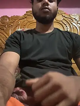 Big_Boy_Rahul_: διαδικτυακό σόου στην κάμερα