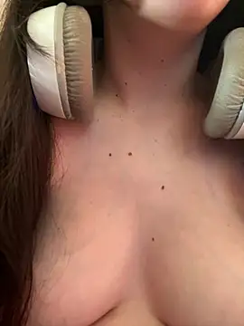 bettyButterfly Webcam show