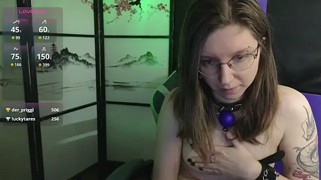 scarlettsrose's Live XXX Chat
